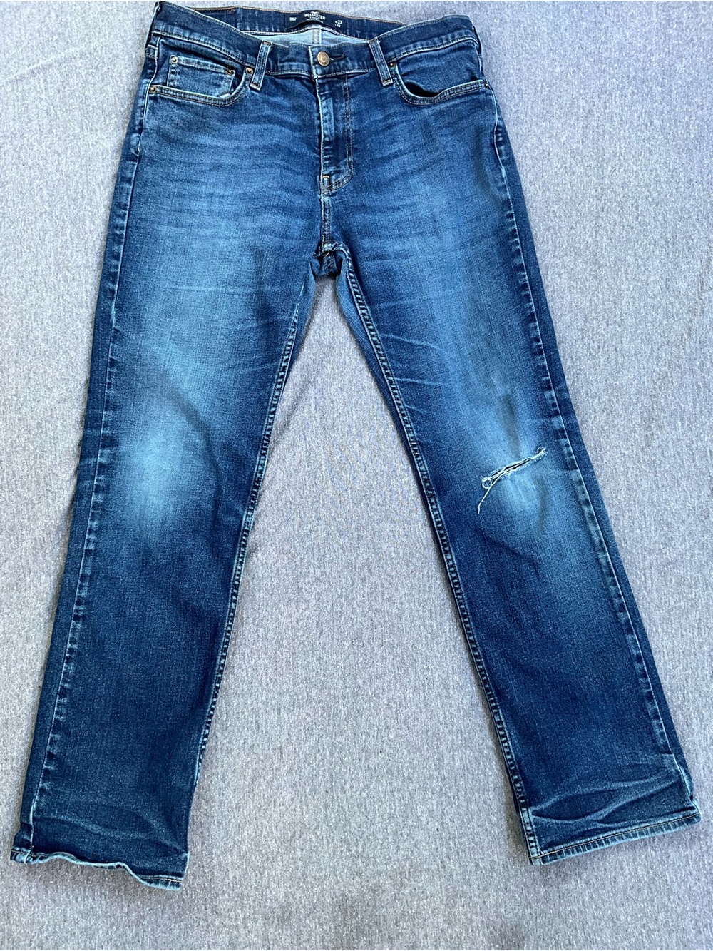 Hollister Men’s Epic Flex Straight Jeans Dark Wash Size 33x32 Distressed